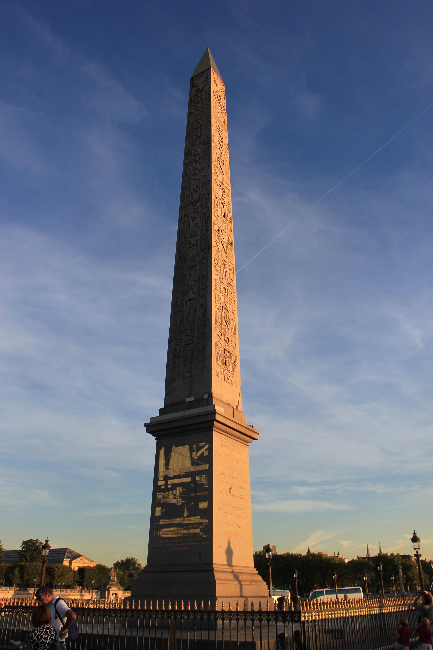 Париж - Луксорский обелиск | Турнавигатор