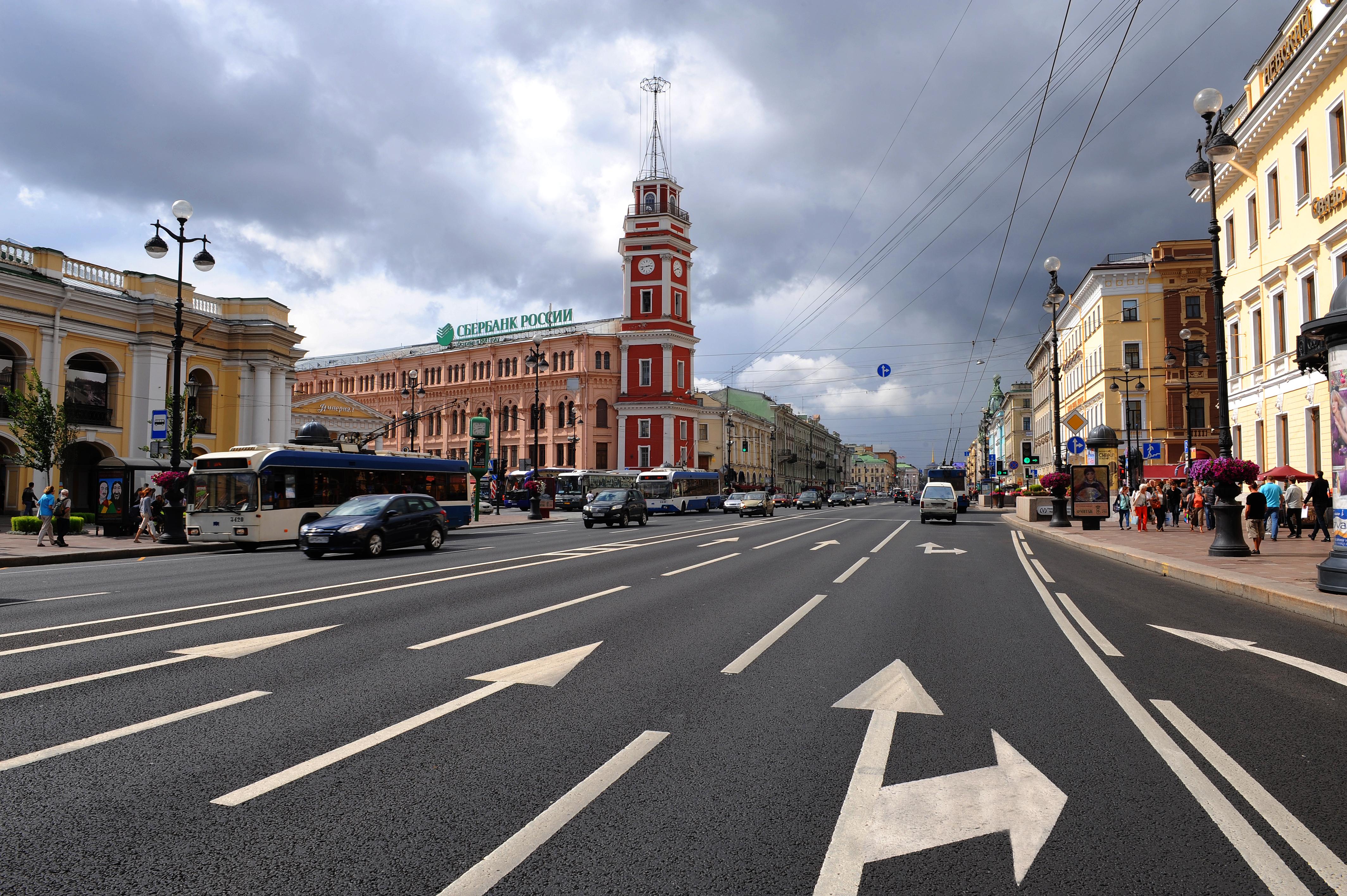 Санкт петербург проспект. Невский проспект Санкт-Петербург. Невский проспект Санкт-Петербург достопримечательности. Питер улицы Невский проспект. Невский просп., 4, Санкт-Петербург.