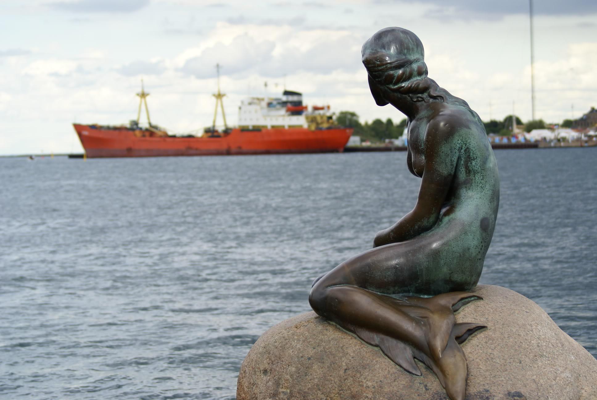 Русалочка андерсен скульптура. Статуя Русалочки в Дании.