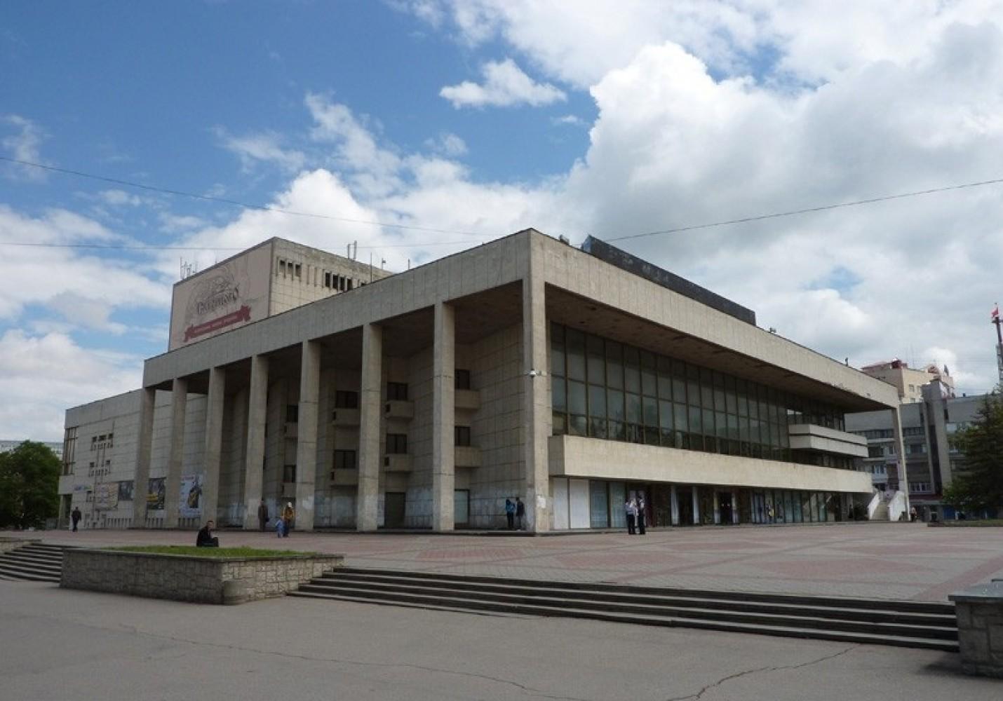 Государственный театр симферополь