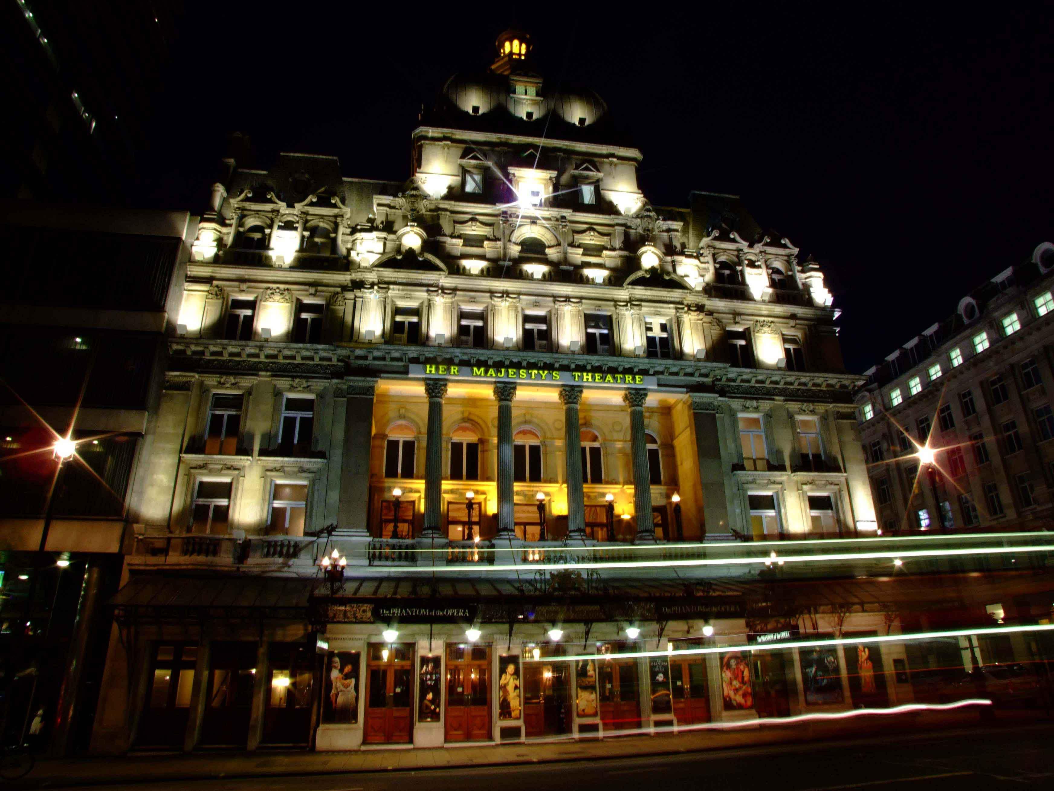 Театр ее величества в лондоне