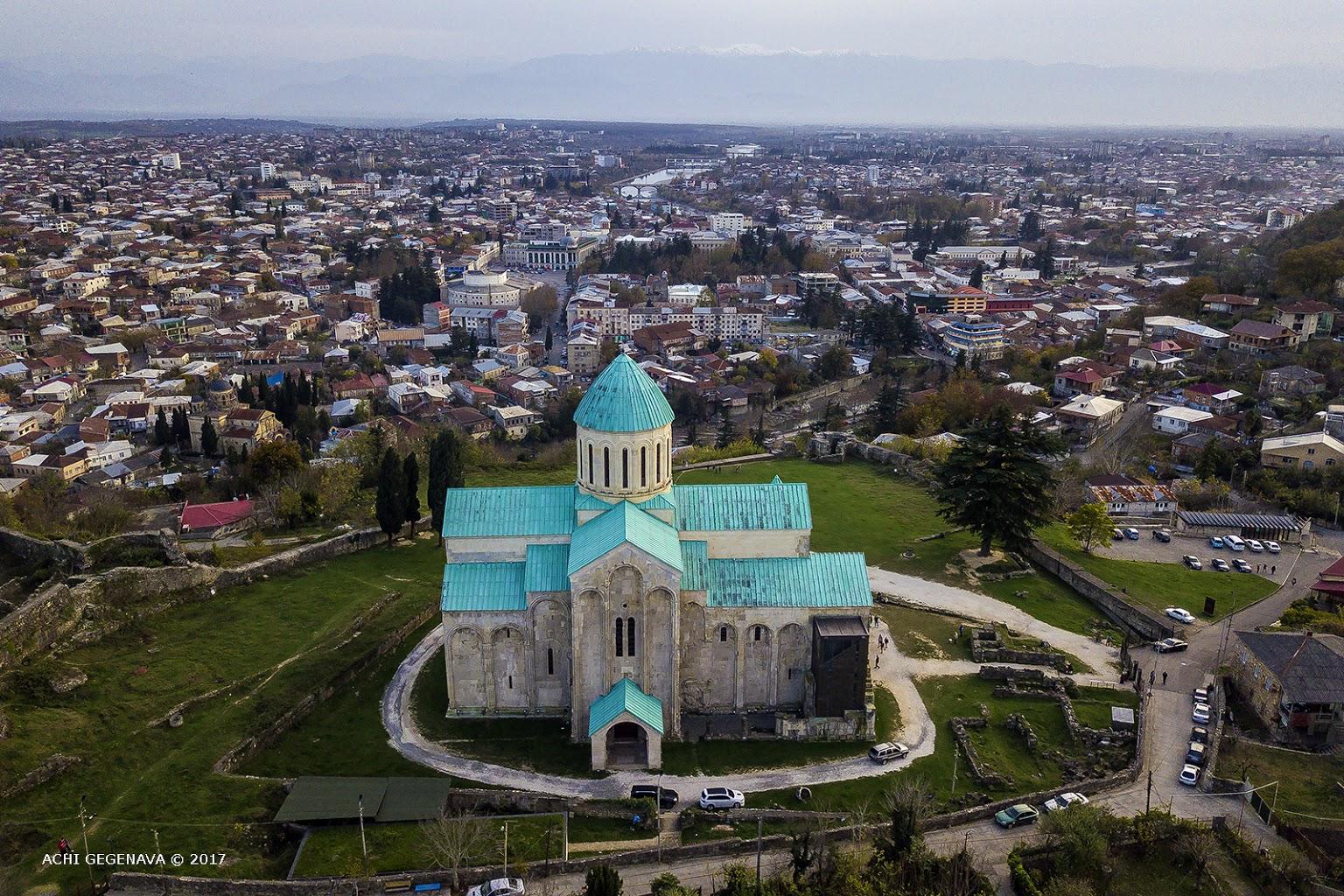 День кутаиси. Кутаиси фото города 2022. Кутаиси достопримечательности. Кутаисские виды.