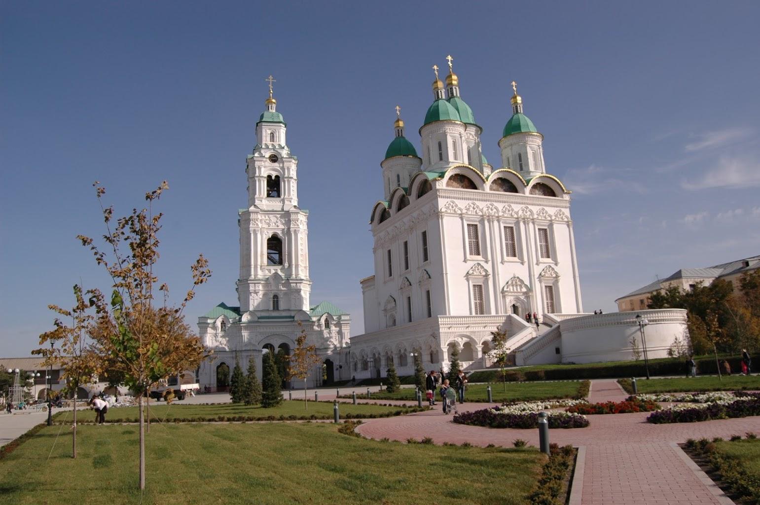 Город астрахань расположен на. Астрахань достопримечательности фото. Городской округ город Астрахань. Русь Астрахань. Обои Астрахань.