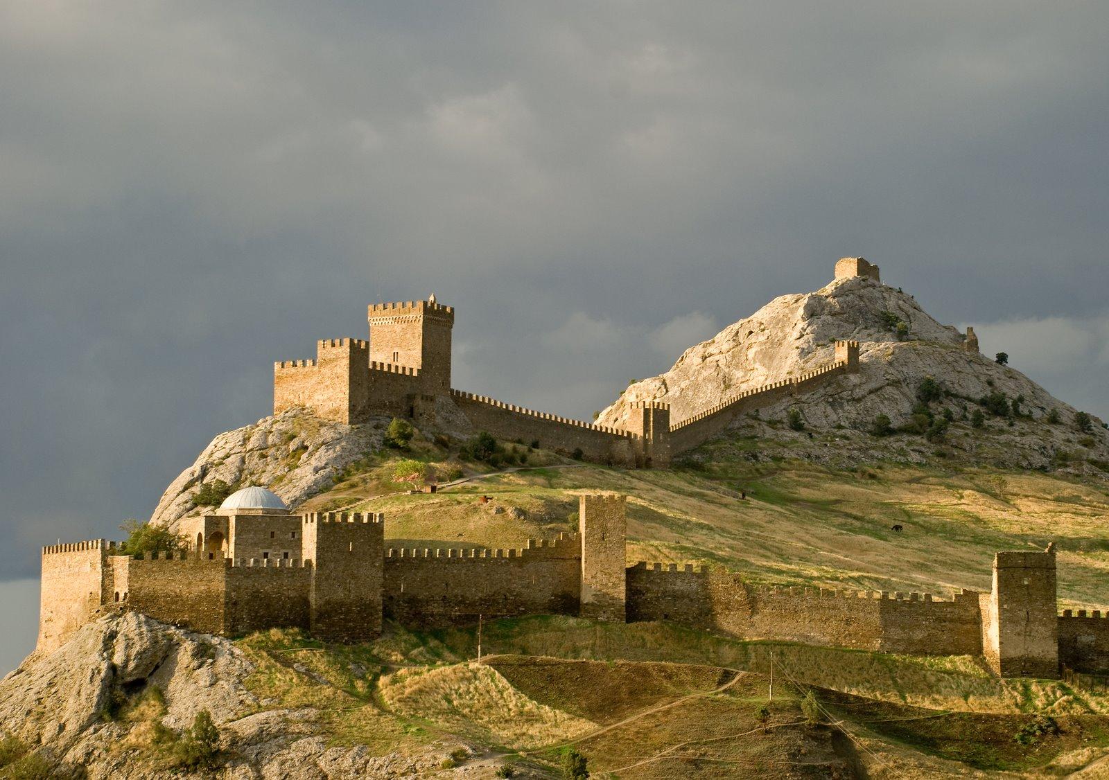 Фото Генуэзская крепость