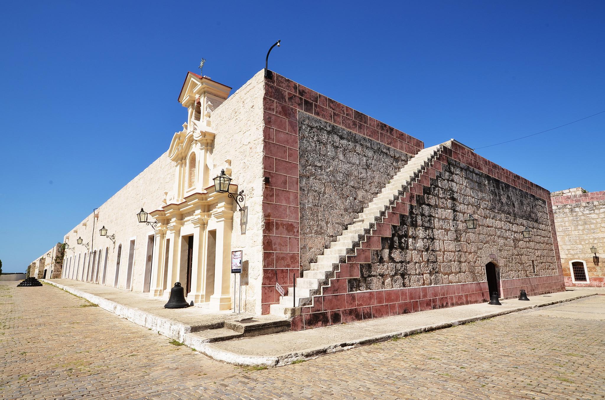 Фото Крепость Сан-Карлос де ла Кабанья