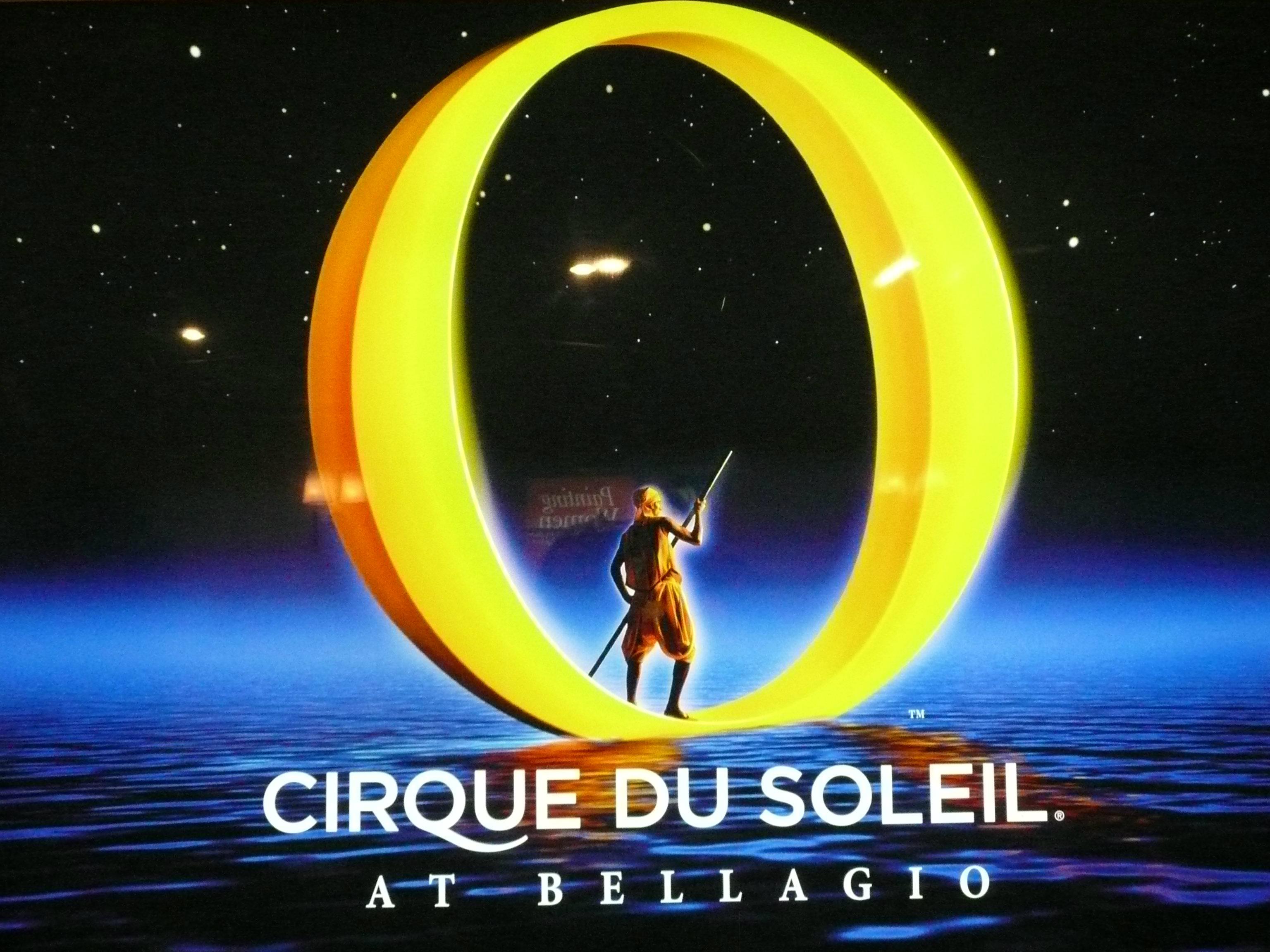 Шоу "O" Cirque du Soleil