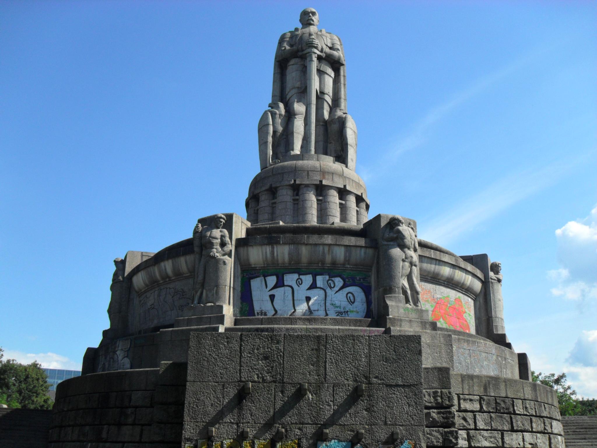 Фото Памятник Бисмарку