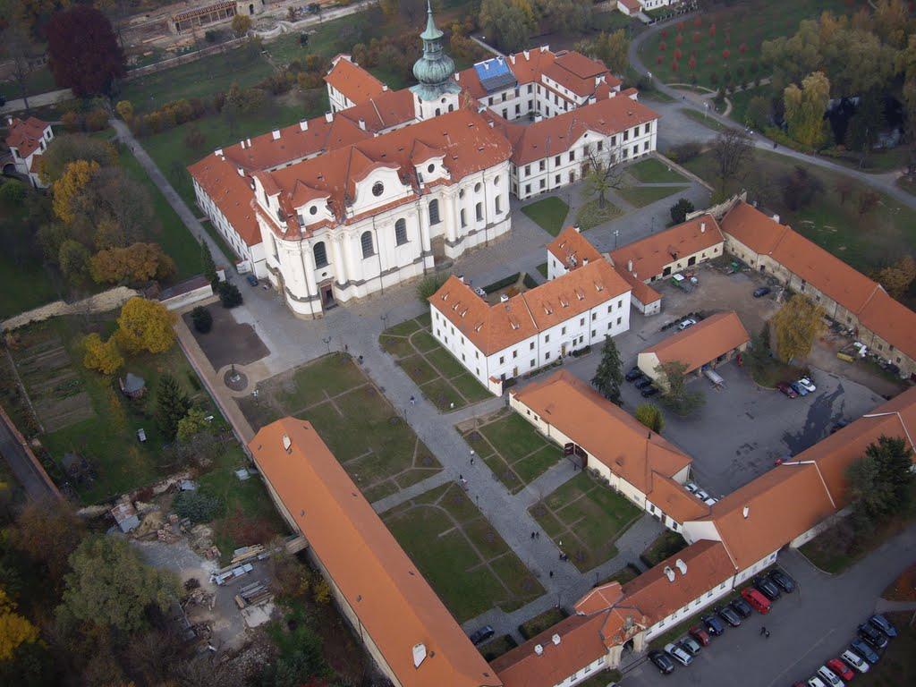 Фото Бржевновский монастырь