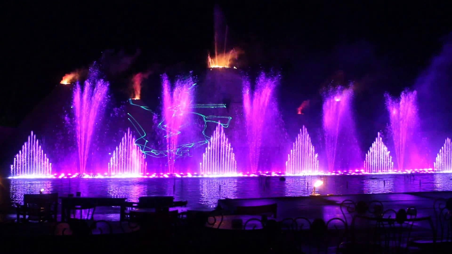 Фото Шоу танцующих фонтанов