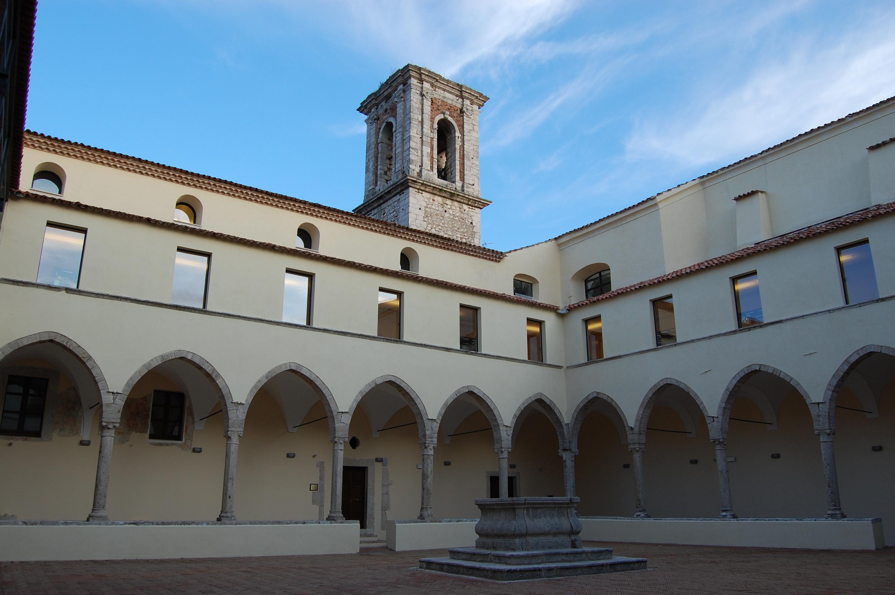 Фото Церковь Сан Бенедетто и Археологический музей