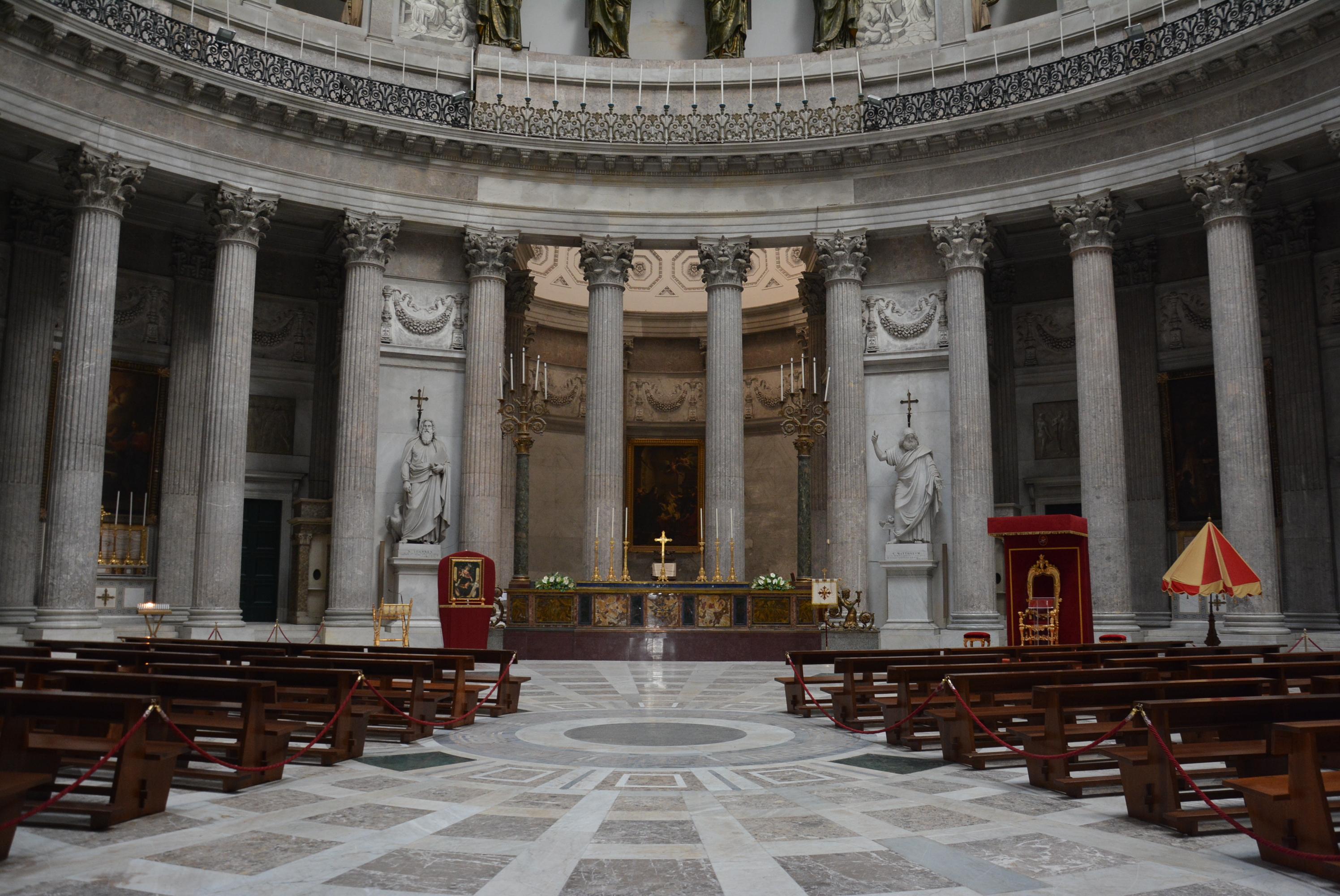 Фото Церковь Сан-Франческо-ди-Паола