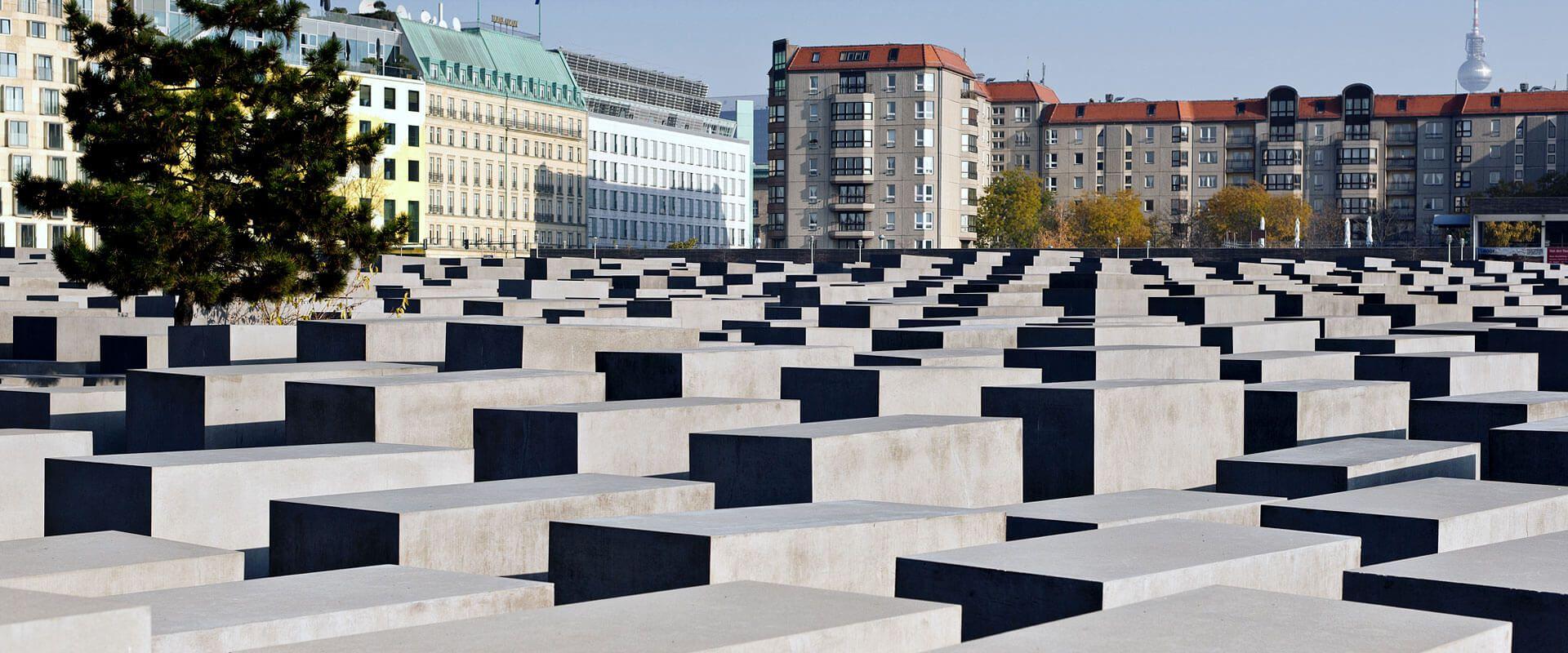 Фото Мемориал памяти убитых евреев Европы в Берлине