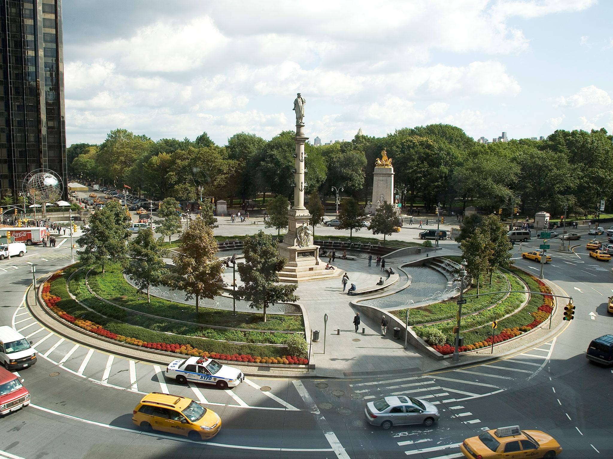 Фото Площадь Христофора Колумба