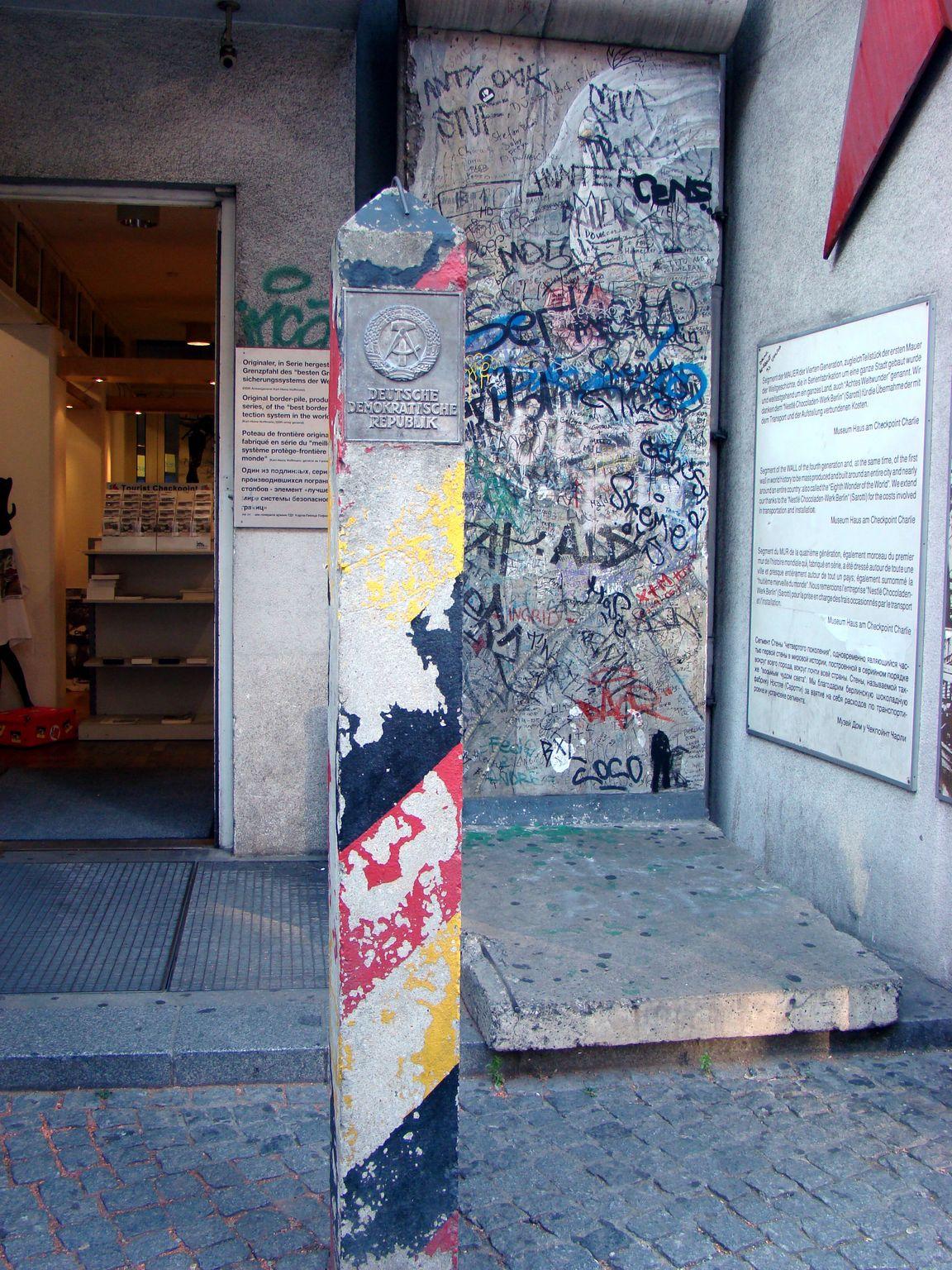 Фото Музей берлинской стены у Чекпоинт Чарли