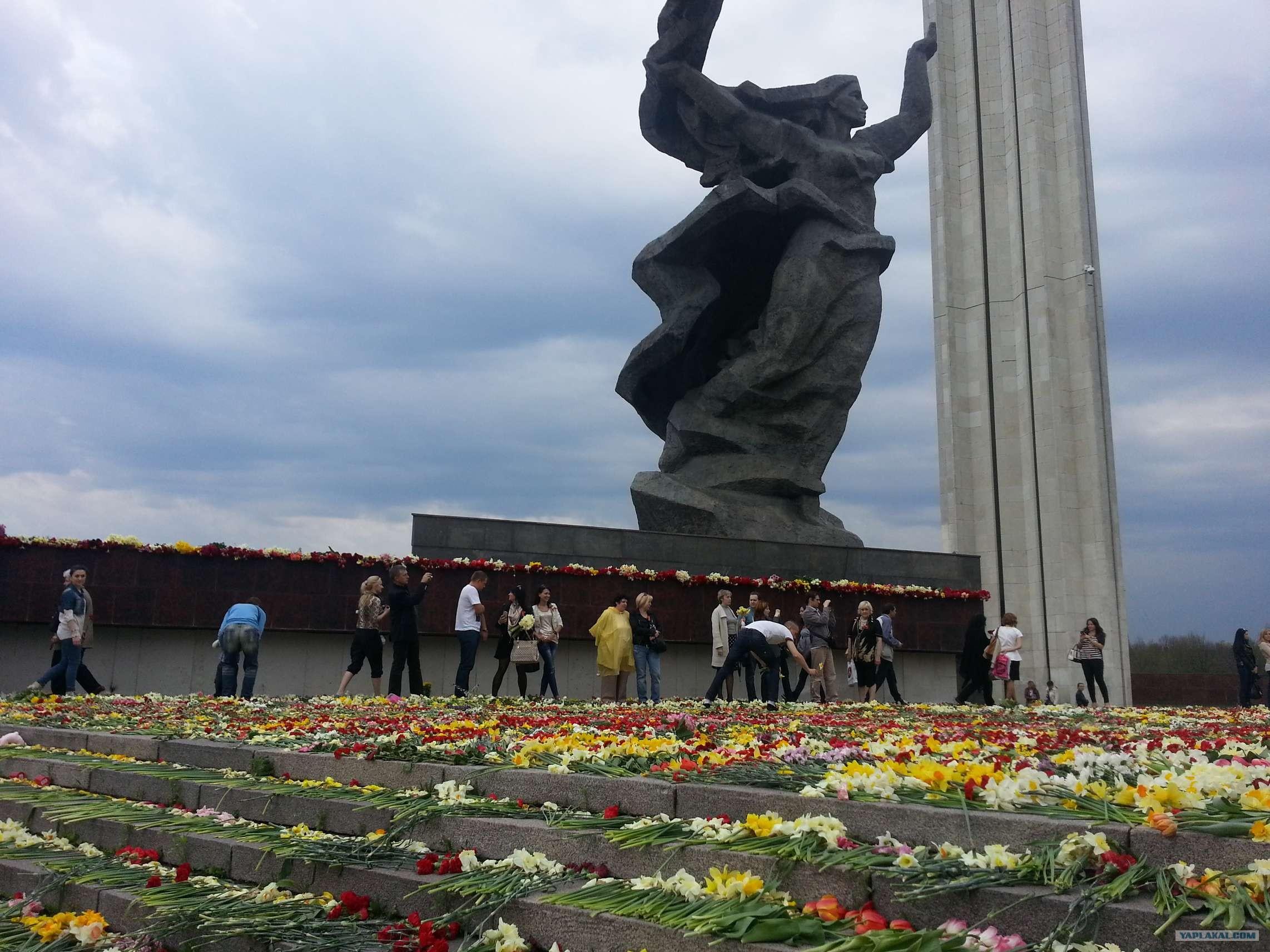 Фото Памятник Освободителям Риги