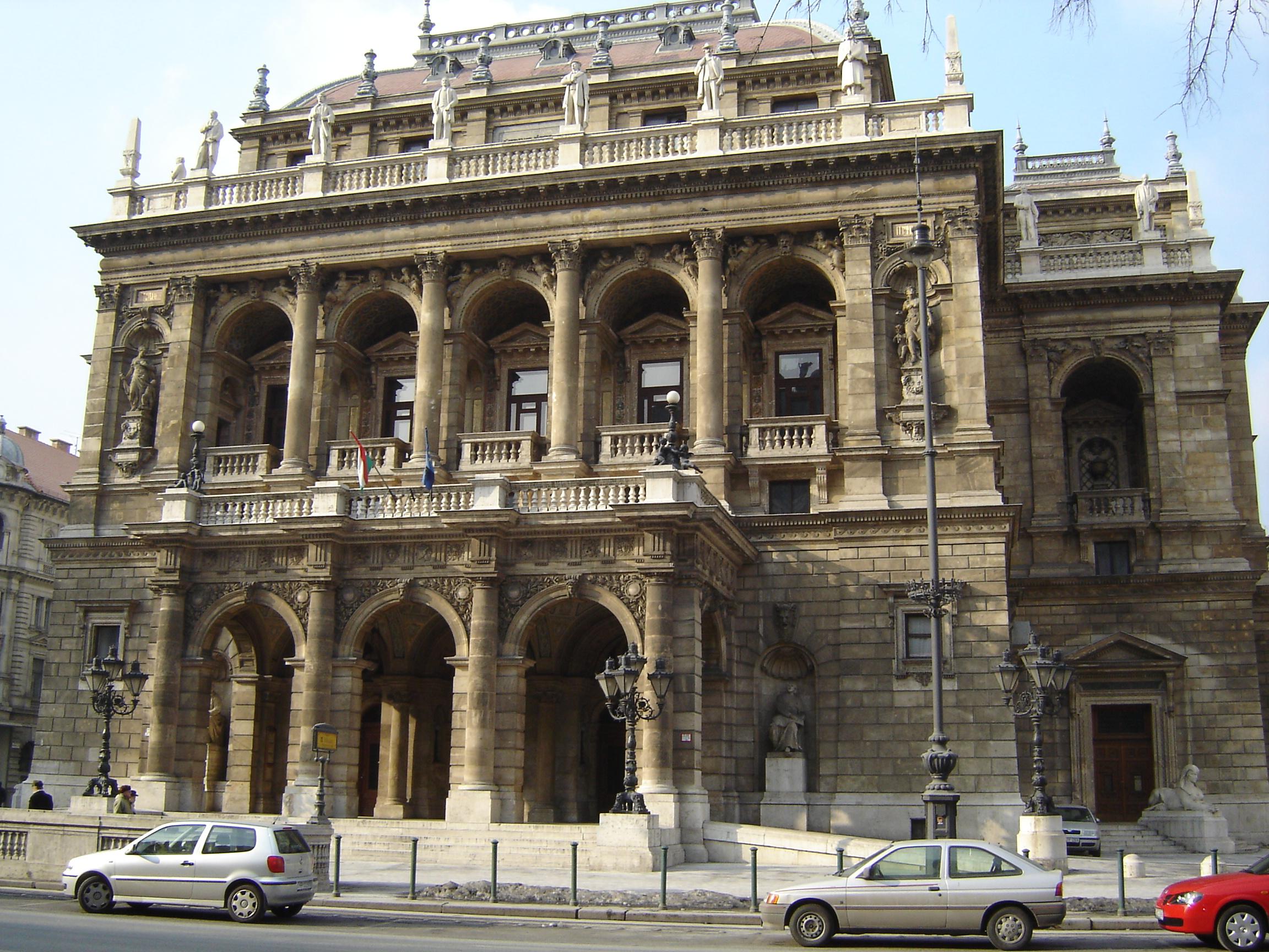 Фото Венгерский государственный оперный театр