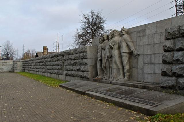 Фото Памятник участникам революционного движения