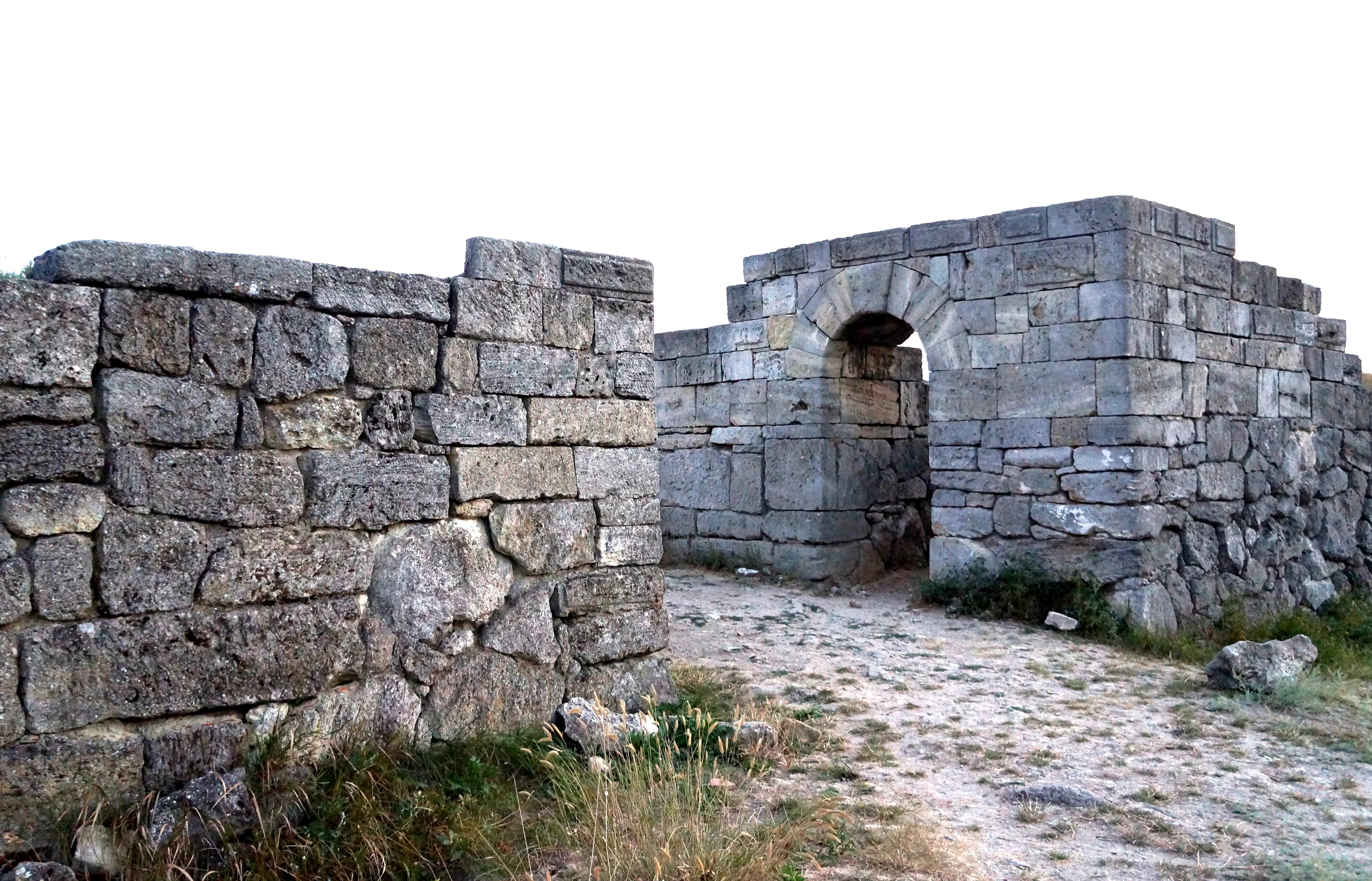 Фото Руины древнего Пантикапея