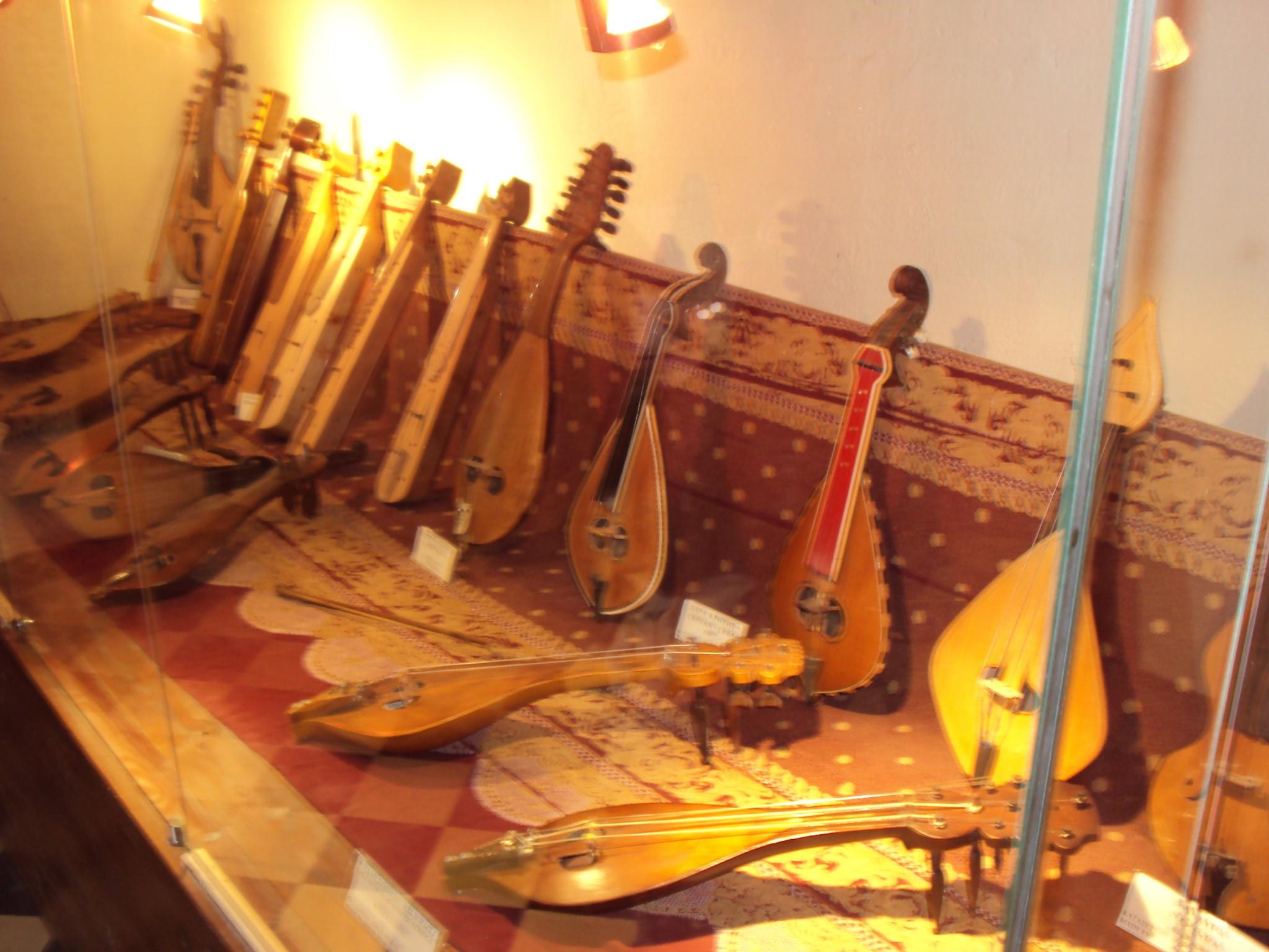 Фото Музей древнегреческих, византийских и поствизантийских музыкальных инструментов